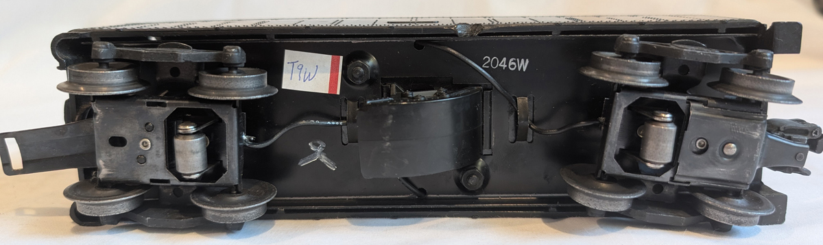 2046-T9W-btm.jpg