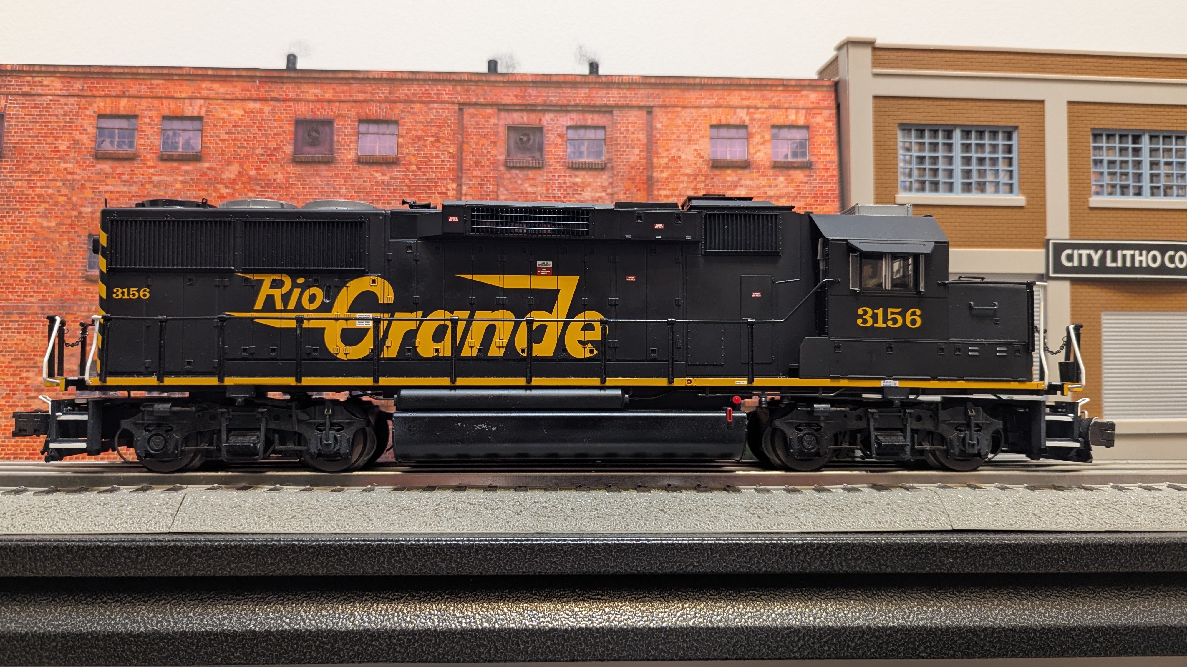 GP-60/60M/B Locomotive
