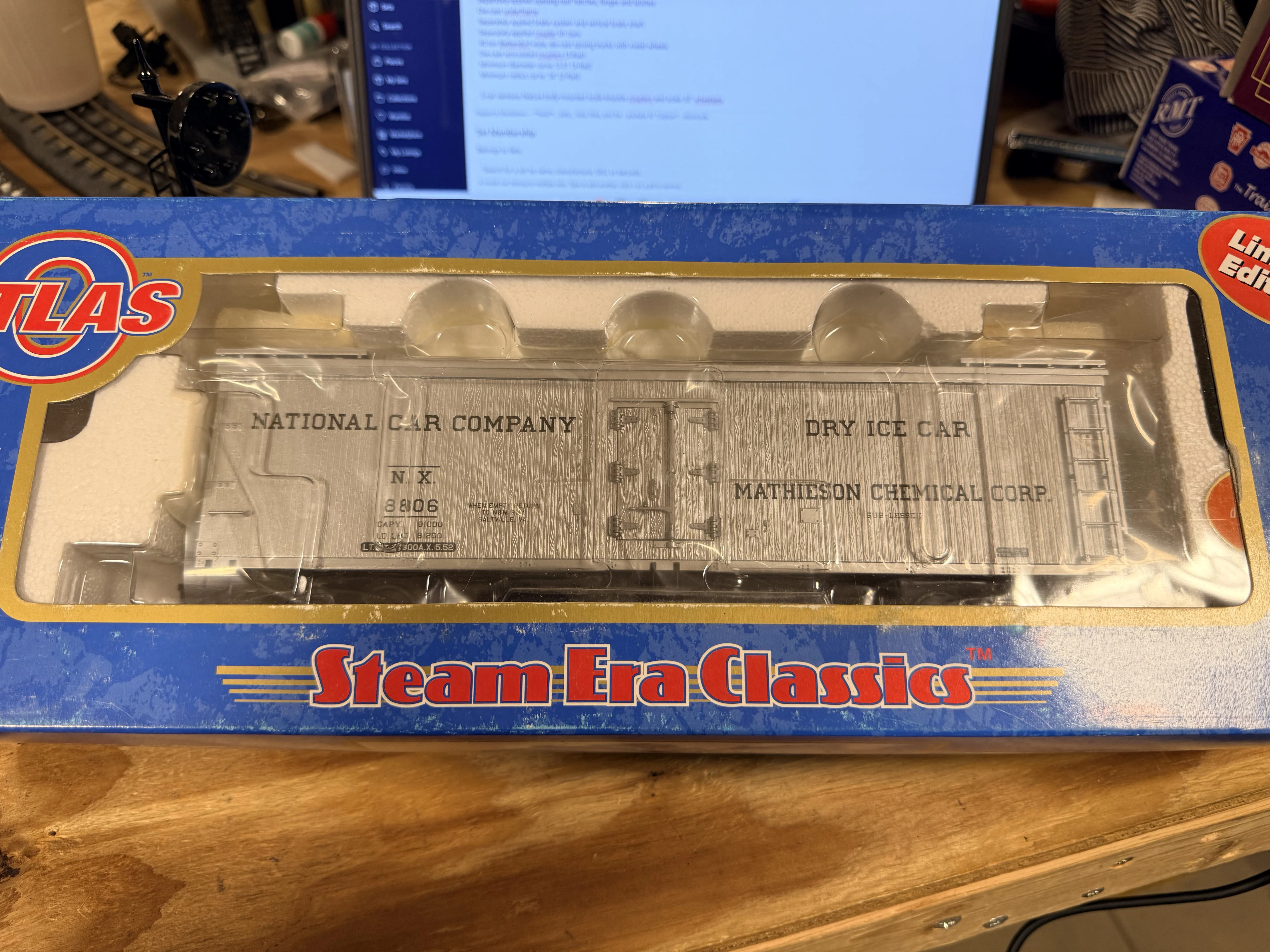 "O" 40' Re-Built Wood Reefer Car